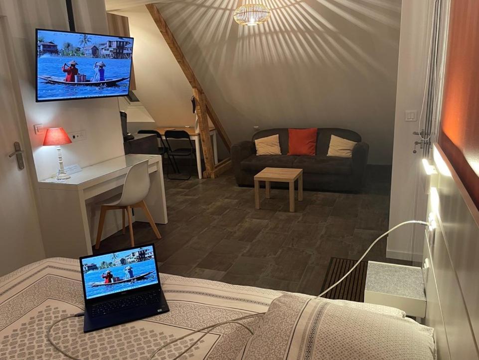 Charmant Studio Tout Confort Cesson Sevigne . 외부 사진